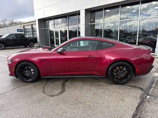 2025 Ford Mustang GT Premium