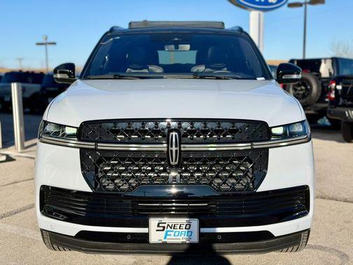 2025 Lincoln Navigator Black Label