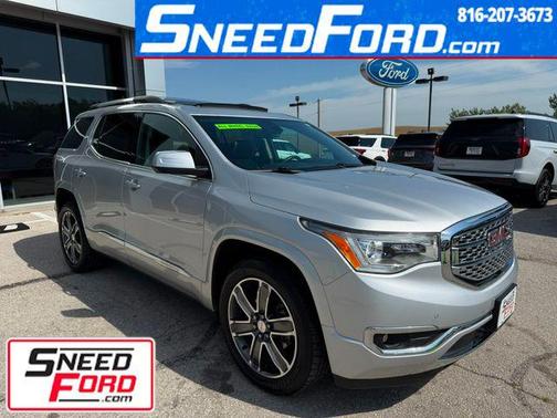 2017 GMC Acadia Denali