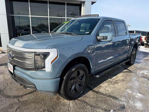 2023 Ford F-150 Lightning LARIAT