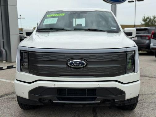 2022 Ford F-150 Lightning LARIAT