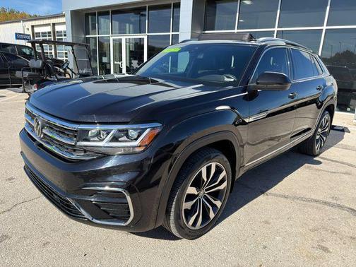 2023 Volkswagen Atlas Cross Sport 3.6L V6 SEL Premium R-Line