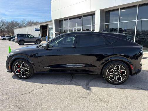 2022 Ford Mustang Mach-E GT