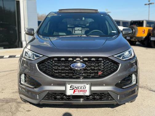2022 Ford Edge ST