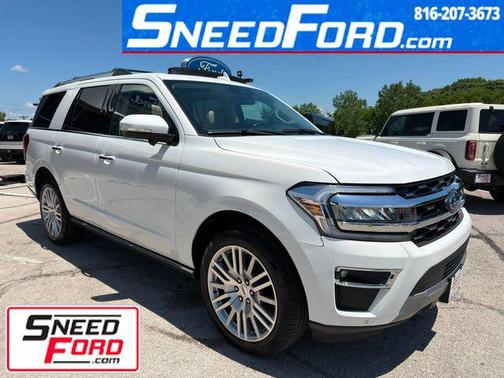 Star White Metallic Tri-Coat 2024 Ford Expedition Limited
