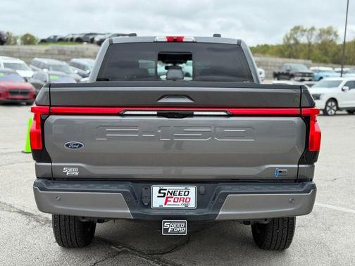 2022 Ford F-150 Lightning LARIAT