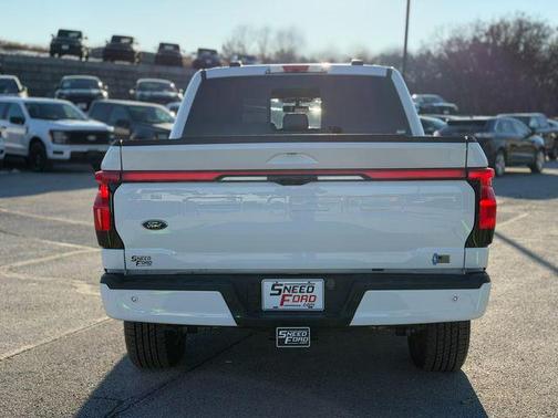 2023 Ford F-150 Lightning LARIAT
