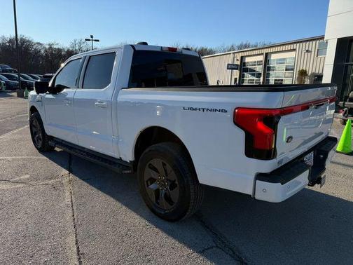 2023 Ford F-150 Lightning LARIAT