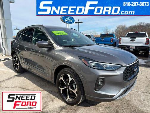2024 Ford Escape ST-Line Elite
