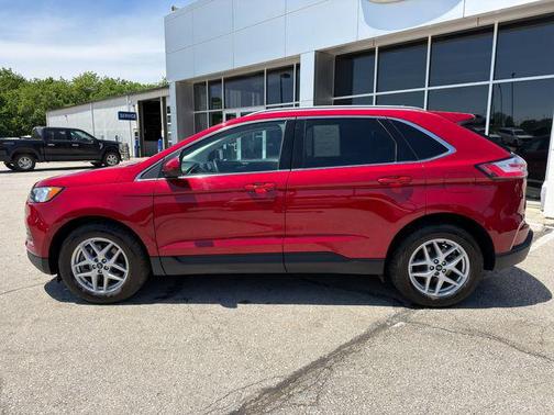 Rapid Red Metallic Tinted Clearcoat 2021 Ford Edge SEL
