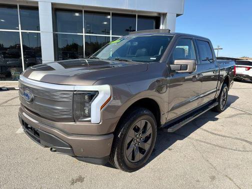 2022 Ford F-150 Lightning LARIAT