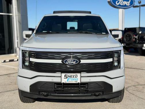 2024 Ford F-150 Lightning Platinum