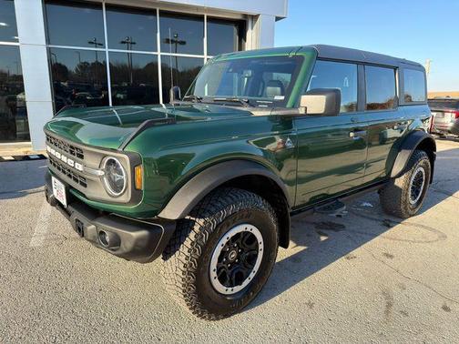 2023 Ford Bronco Black Diamond