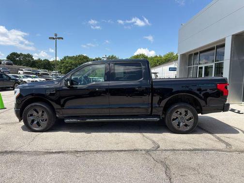 Agate Black Metallic 2023 Ford F-150 Lightning LARIAT