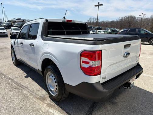 Oxford White 2024 Ford Maverick XL