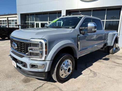 2024 Ford F-450 Limited
