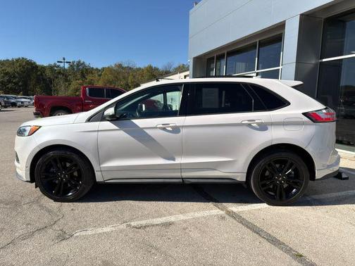 2019 Ford Edge ST