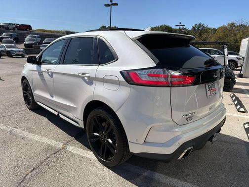 2019 Ford Edge ST
