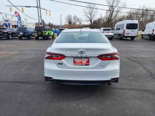 2023 Toyota Camry LE