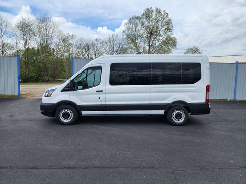 Oxford White 2026 Ford Transit-350 XL