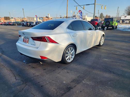 2016 Lexus IS 200t Base