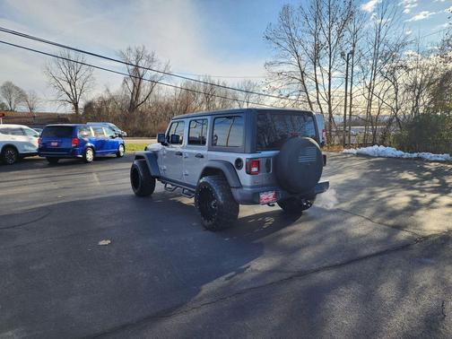 2018 Jeep Wrangler Unlimited Sport