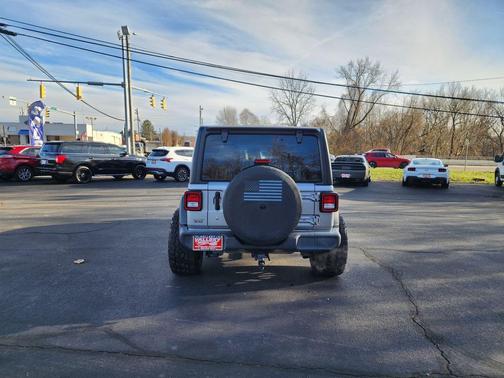 2018 Jeep Wrangler Unlimited Sport