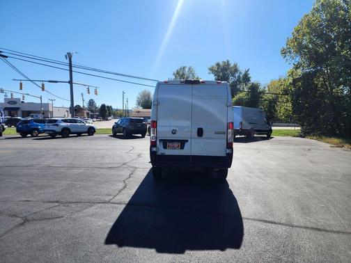 2025 RAM ProMaster 2500 Tradesman