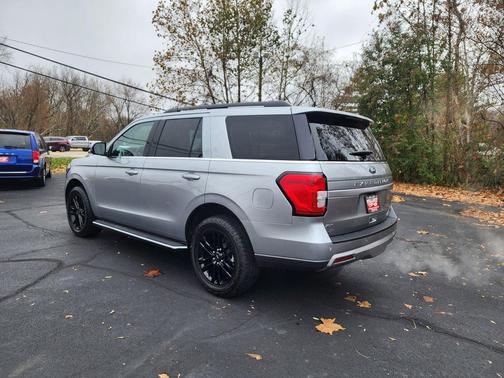 2023 Ford Expedition XLT