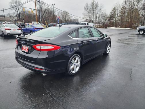 2016 Ford Fusion S