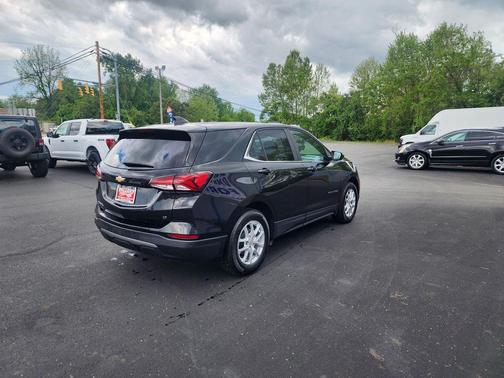 Mosaic Black Metallic 2024 Chevrolet Equinox 1LT