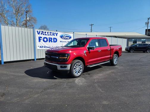 Ruby Red Metallic Tinted Clearcoat 2026 Ford F-150 XLT