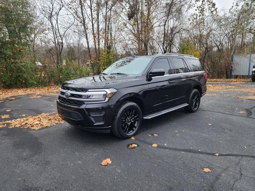 2022 Ford Expedition XLT