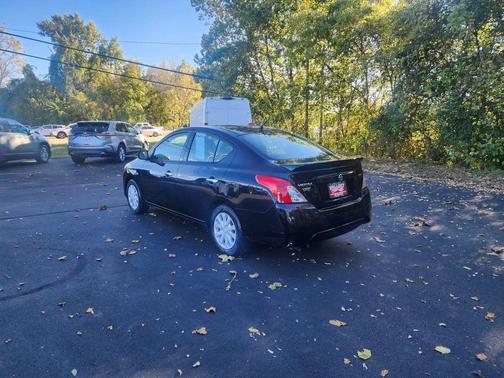2018 Nissan Versa 1.6 SV