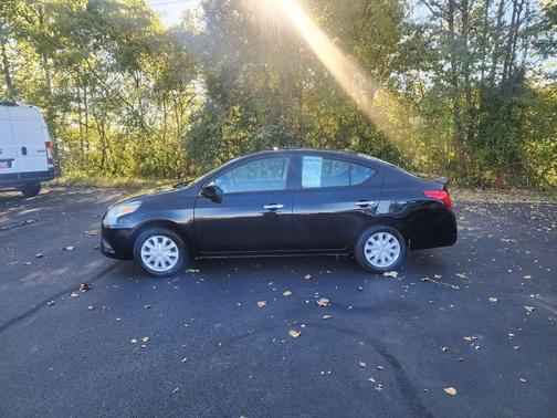 2018 Nissan Versa 1.6 SV