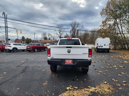 2018 RAM 2500 Tradesman Regular Cab 4x4 8' Box