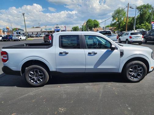 Space White Metallic 2026 Ford Maverick XLT