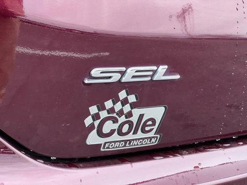 BURGUNDY VELVET MET TINT CC 2023 Ford Edge SEL