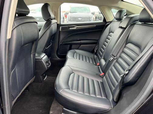 2020 Ford Fusion SEL