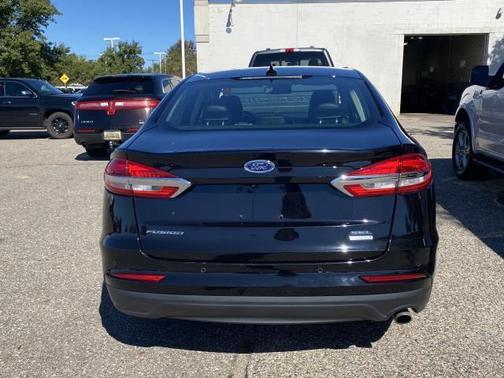 2020 Ford Fusion SEL