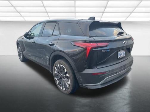 2025 Chevrolet Blazer EV AWD LT