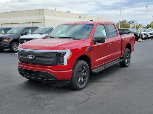 2025 Ford F-150 Lightning Flash