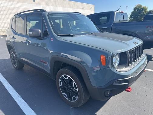 2017 Jeep Renegade Trailhawk