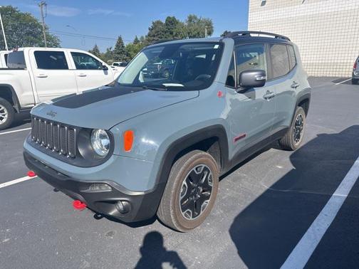 2017 Jeep Renegade Trailhawk