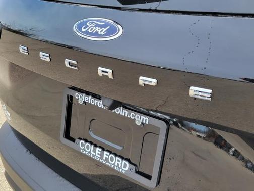 2025 Ford Escape ST-Line Select