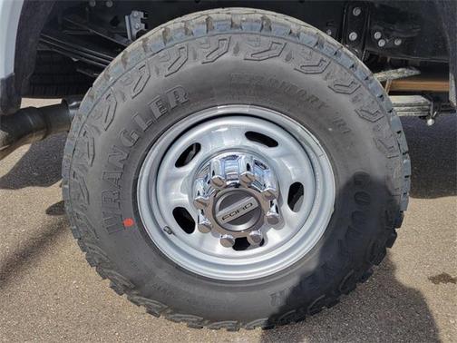 2025 Ford F-250 XL