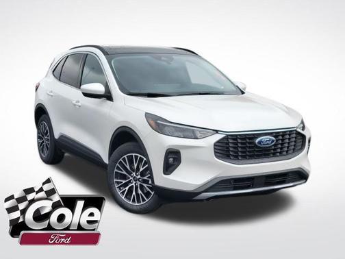 2026 Ford Escape PHEV SE
