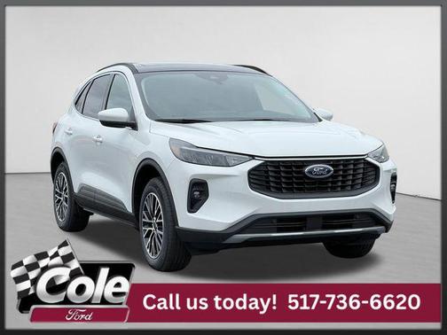 STAR WHITE METALLIC TRI-COAT 2026 Ford Escape PHEV SE