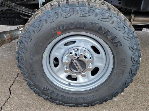 2025 Ford F-250 XL