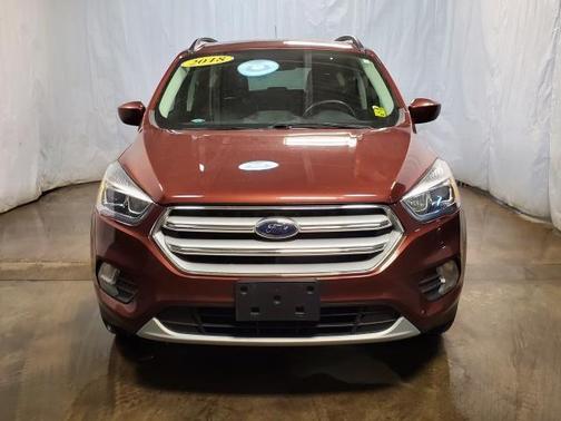 Photo 2 of 37 of 2018 Ford Escape SEL